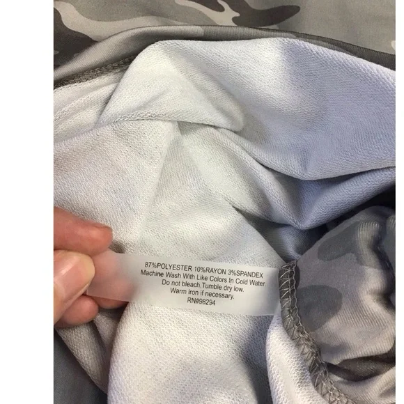 Sportelle Camo Shirt - Picture 5 of 6